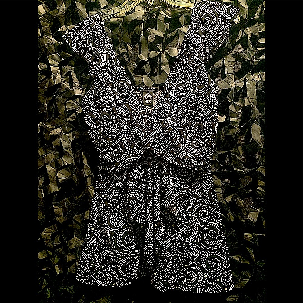 90s Drapey Black & White Paisley Polka Dot Dressy Top